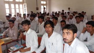 Students attentively listening the Rabies session 