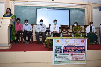 Dr. Priya Raj MBBS., DPH., DDHS Kanchipuram District, addressing the audience