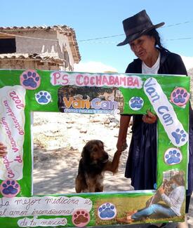 Vacunación antirrábica canina en Red de Salud Huamanga