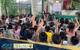 JCI Joni Juaniza, the lead for IEC, handled the session with great response from the learners of Macabalan Elementary School.
