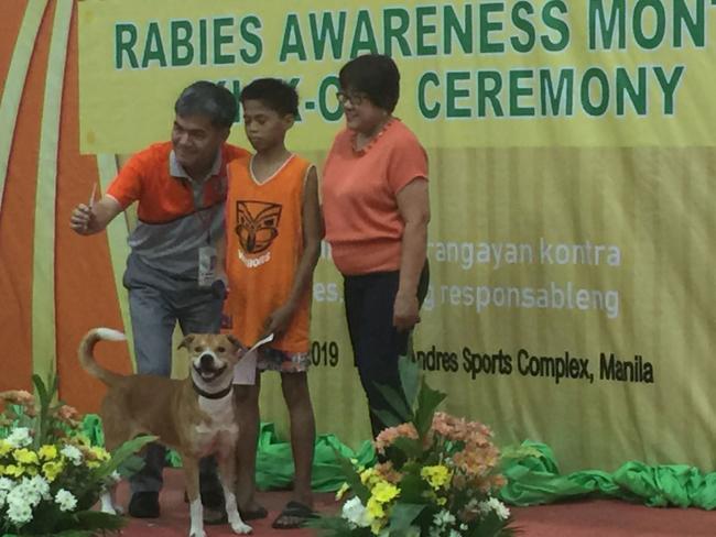 Ceremonial dog vaccination during Rabies Awareness Month. Photo: GARC